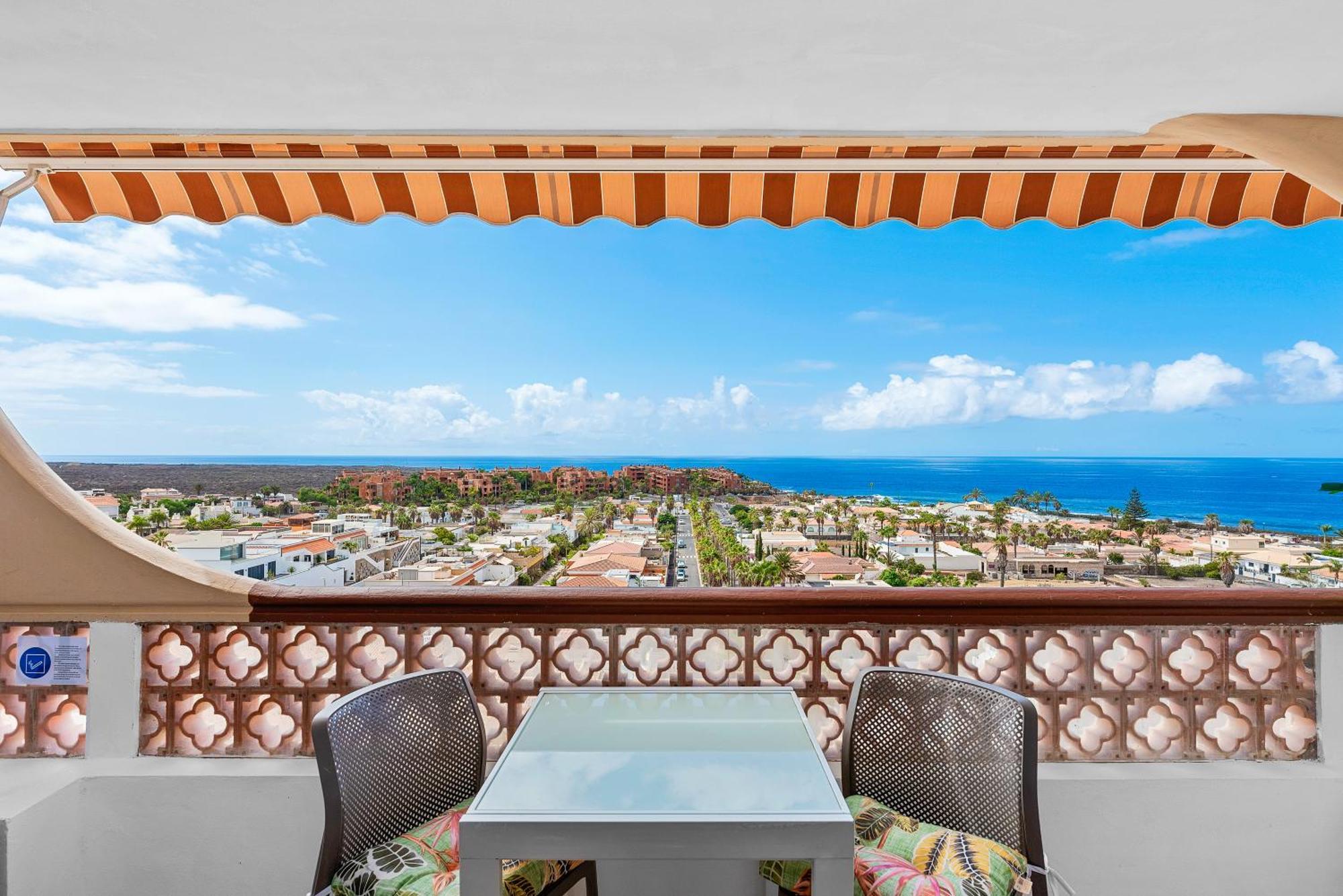 Apartamento Cozy With Ocean View - Complete Renovation June 2024 Palm-mar