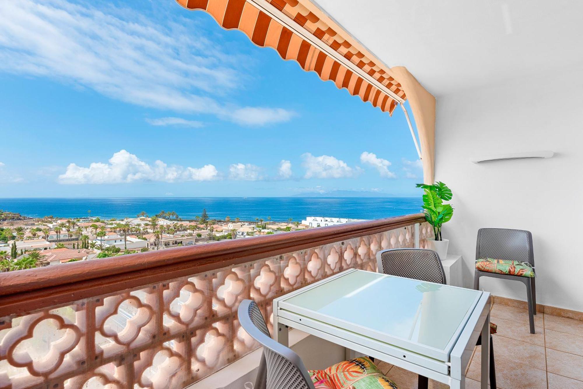 Cozy With Ocean View - Complete Renovation June 2024 Apartamento